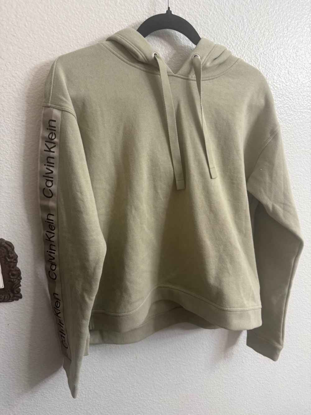 New no tags Calvin Klein Olive Green  Hoodie Sweatshirt size m